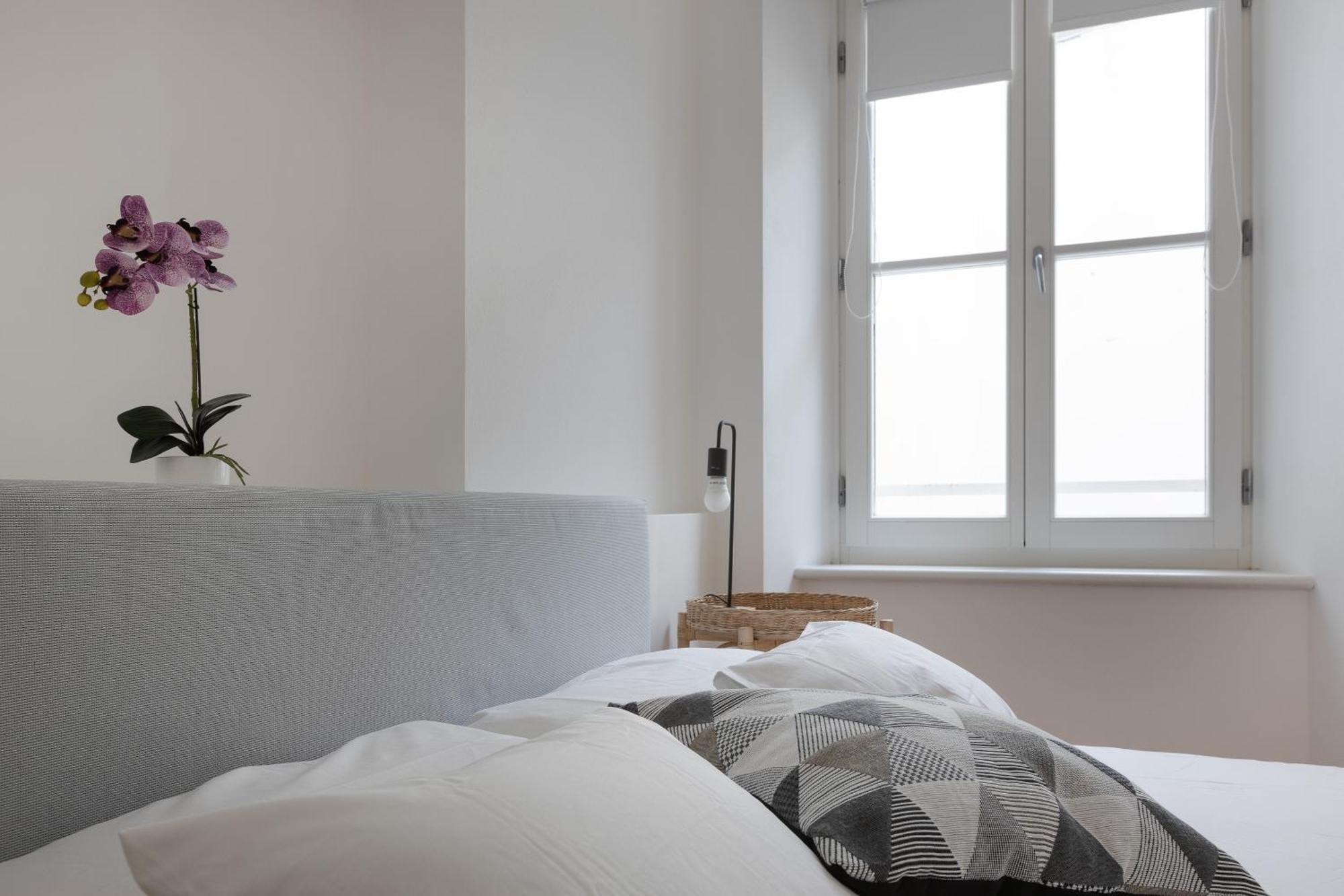 Suite Saba, Stile E Parcheggio In Centro A 的里雅斯特 外观 照片